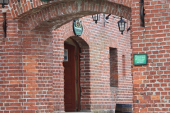 Wejscie-do-tawerny